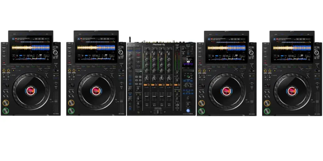 Set DJ con 4x AlphaTheta CDJ 3000X y mixer Pioneer DJM A9
