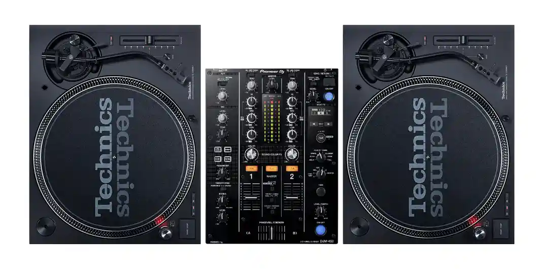 DJ-Set Plattenspieler Technics und Pioneer DJM 450