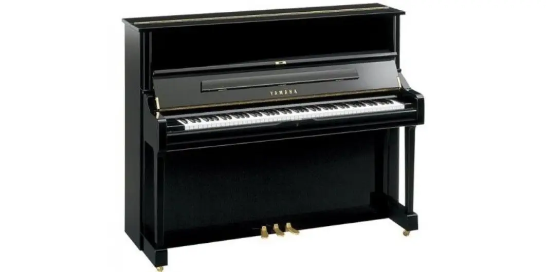1x piano Yamaha U1